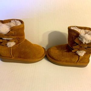 Uggs by Koolaburra Girl boots